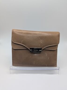 Prüne Leather Wallet